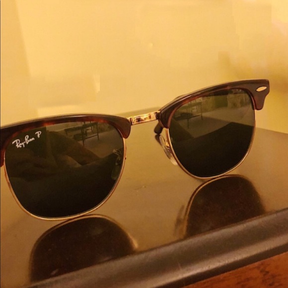 Ray-Ban Classic Clubmaster sunglasses